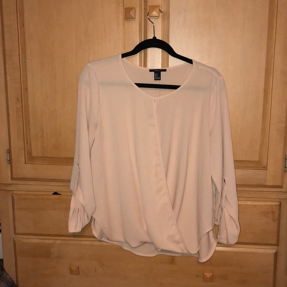 Forever 21 blouse size medium